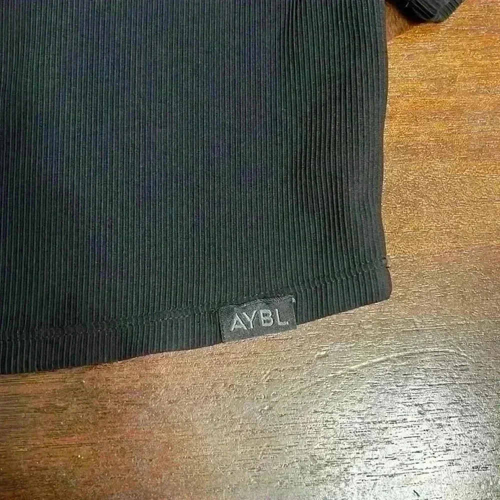 Aybl Sculpt Ribbed Crop Top - Picture 5 of 10